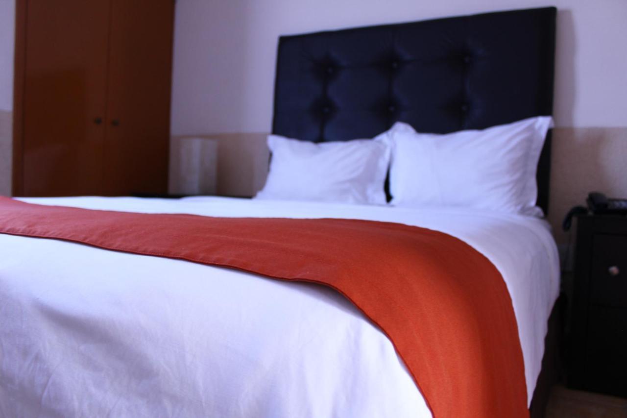 El Regio Hotell Monterrey Exteriör bild
